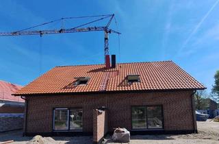 Doppelhaushälfte kaufen in Kapellenweg, 31303 Burgdorf, Traumhafte Doppelhaushälfte im Herzen von Burgdorf OT Otze - Neubau
