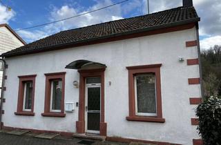 Einfamilienhaus kaufen in 66701 Beckingen, Preiswertes 8-Raum-Familienhaus in Beckingen