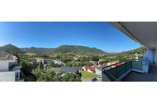 Penthouse mieten in Hangweg 11, 72574 Bad Urach, Traumhaftes 3,5 Zimmer Penthouse mit unbeschreiblichen Weitblick - frisch renoviert