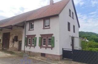 Bauernhaus kaufen in 66424 Homburg, Stilvolles Bauernhaus mit Stallungen und Scheune