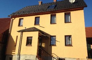 Haus kaufen in 98660 Themar, Themar - Haus mit Nebengebäude zu verkaufen.