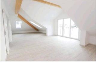 Wohnung kaufen in 85622 Feldkirchen, Feldkirchen - helle 3-Zi-Dachgeschoss-Whg. m. Tageslichtbad und Balkon