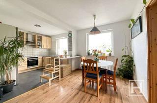 Wohnung kaufen in 24568 Kattendorf, Raumwunder mit Gartenglück