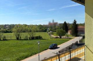 Wohnung kaufen in 92431 Neunburg, Großzügige 3-Zimmer-Wohnung mit Balkon und Garage in Neunburg vorm Wald