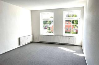 Wohnung mieten in 23715 Bosau, Hübsche und großzügige 3 ZKB Wohnung im 1.OG + Garage + Gartenteil