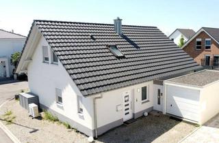 Einfamilienhaus kaufen in Haydnstraße, 77743 Neuried, Modernes Einfamilienhaus mit Pool in Schutterzell