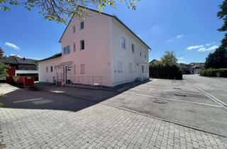 Mehrfamilienhaus kaufen in 82538 Geretsried, Geretsried: Mehrfamilienhaus in ruhiger Lage mit interessanter Option