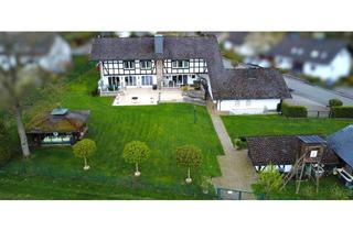 Villa kaufen in 35110 Frankenau, Exklusive Villa mit idyllischem Garten und Wellnessoase
