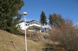 Mehrfamilienhaus mieten in Prof.-Hahn-Str. 15, 72461 Albstadt, Geräumiges, 8-Raum-Mehrfamilienhaus mit EBK in Albstadt