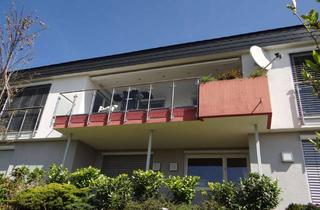 Haus mieten in 71063 Sindelfingen, Sifi: 1-2-Fam.-Haus am Wald, Aussicht, EBK, Doppelgarage, ELW für Freiberufler oder Pflegepersonal