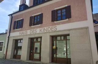 Gewerbeimmobilie mieten in 93133 Burglengenfeld, Frei: Im Erdgeschoß mit Schaufensterfront und Option auf mehr, in schönem Wohn- und Geschäftshaus!