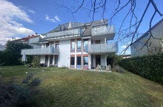 Wohnung kaufen in 61476 Kronberg, Helle 3-Zimmer Wohnung mit Terrasse und Garten