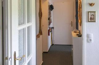 Wohnung kaufen in 52222 Stolberg, Attraktive und vollständig renovierte 3-Raum-Hochparterre-Wohnung in Stolberg (Rheinland)