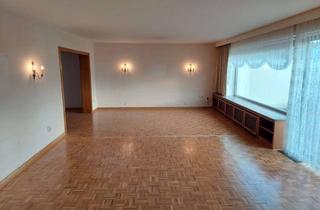 Wohnung mieten in 38440 Stadtmitte, 5-Zimmer-Wohnung mit Dachterrasse und EBK in zentraler Lage Wolfsburgs
