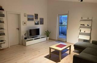 Penthouse mieten in 72108 Rottenburg, Sanierte 3-Raum-Penthouse-Wohnung mit Balkon und Einbauküche in Rottenburg am Neckar