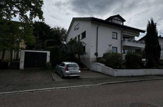 Wohnung mieten in An Der Rothhalde 28, 79312 Emmendingen, Stilvolle 2,5-Zimmer-Dachgeschosswohnung mit Balkon und Einbauküche in Emmendingen