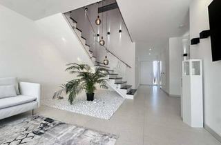 Doppelhaushälfte kaufen in 93073 Neutraubling, Exklusiv. Stilvoll.Zuhause - Luxuriöse Doppelhaushälfte in absoluter Premiumlage!
