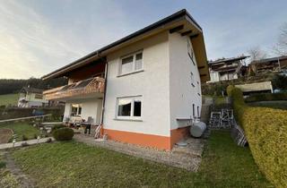 Wohnung kaufen in 72175 Dornhan, 2,5 Zimmer-Wohnung in einem Zweifamilienhaus in unverbaubarer Aussichtslage.