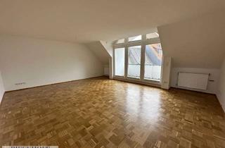 Wohnung kaufen in 38640 Goslar, Traumhafte 3 Zimmer Dachgeschosswohnung mit Fahrstuhl und zwei Balkonen in der Altstadt von Goslar