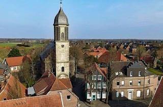 Wohnung kaufen in 48317 Drensteinfurt, Helle 2-Zimmer-Wohnung im Dachgeschoss eines gepflegten Dreifamilienhauses!