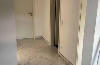 Wohnung kaufen in Hauptstr 70, 69242 Mühlhausen, Schöne und sanierte 3-Zimmer-Dachgeschosswohnung mit Balkon und Einbauküche in Mu
