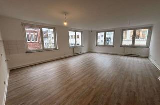 Wohnung mieten in Marktstraße 58, 67655 Innenstadt, Großzügige 2-Zimmer-Wohnung im Herzen von Kaiserslautern