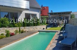 Einfamilienhaus kaufen in 97516 Oberschwarzach, Exklusives Traumhaus mit eigenem Poolparadies