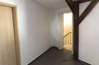 Wohnung mieten in 02953 Bad Muskau, Preiswerte, sanierte 4-Raum-DG-Wohnung mit gehobener Innenausstattung mit Balkon in Bad Muskau
