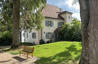 Haus kaufen in 78183 Hüfingen, Schlossähnliches barockes Pfarrhaus bei Donaueschingen (Grundst. in Erbpacht!)