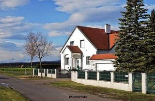 Einfamilienhaus kaufen in 92369 Sengenthal, Wohnhaus mit integrierter Doppelgarage - provisionsfrei