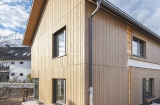 Einfamilienhaus kaufen in 82069 Hohenschäftlarn, AIGNER - Exklusives Architektenhaus: Stilvolles Interieur trifft auf nachhaltiges Wohnen