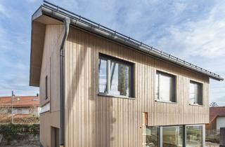 Einfamilienhaus kaufen in 82069 Hohenschäftlarn, AIGNER - Exklusives Architektenhaus: Stilvolles Interieur trifft auf nachhaltiges Wohnen