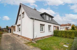 Doppelhaushälfte kaufen in Oberweg 1B, 18437 Stralsund, Stadtjuwel in den Tribseer Wiesen - Sanierte DHH mit Gästezimmer