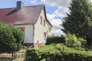 Einfamilienhaus kaufen in Rosenweg, 18528 Bergen, Traumlage im Kiebitzmoor: Doppelhaushälfte in begehrter Umgebung wartet auf Ihre Ideen