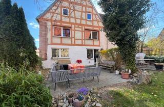 Einfamilienhaus kaufen in Dorfstraße 49, 91174 Spalt, Außergewöhnliches Einfamilienhaus 3 Terrassen & viel Potenzial in Spalt, Großweingarten