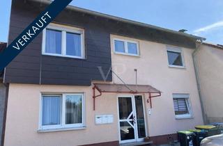 Wohnung kaufen in In Den Pfählen, 66740 Saarlouis, *v e r k a u f t* Dachgeschosswohnung mit optimaler Raumaufteilung in ruhiger Lage