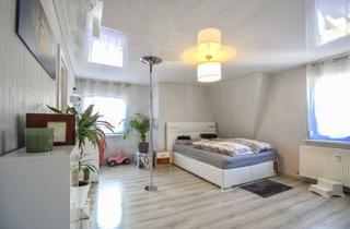 Wohnung kaufen in Bismarckstraße 50, 75323 Bad Wildbad, Charmante 4-Zimmer-Dachgeschosswohnung mit Balkon in ruhiger Lage von Bad Wildbad
