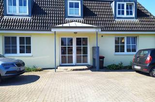 Wohnung mieten in Löjaer Berg 76, 23715 Bosau, 3-Zimmer-Ergeschosswohnung in Bosau zu vermieten! Ca. 100 m² Wohnfläche erwarten Sie!