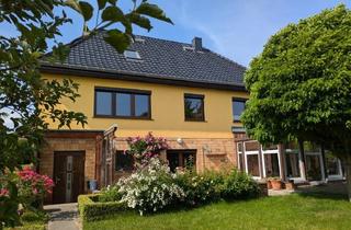 Einfamilienhaus kaufen in Dorfstraße 31, 17166 Dahmen, Wohnen in Wassernähe Einfamilienhaus mit großem Garten