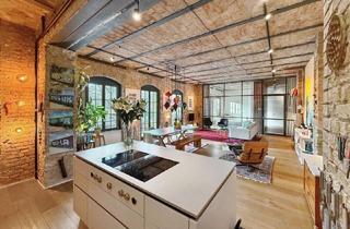 Loft kaufen in Schulzendorfer Straße 23, 13347 Berlin, Exklusive Loftwohnung mit separater Ferienwohnung, Aufzug und Balkon in zentraler Lage von Berlin