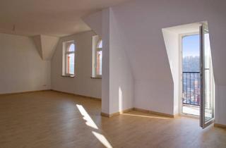 Wohnung mieten in Cloßstraße, 07973 Greiz, Südbalkon mit Panoramablick - Erstbezug nach energetischer Sanierung