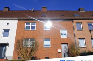 Haus kaufen in Pyrmonter Str. 73, 33014 Bad Driburg, Gepflegtes Reihenmittelhaus in Bad Driburg