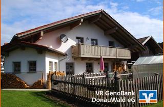 Haus kaufen in Klinglbach 10, 94379 Sankt Englmar, Zweifamilienhaus mit KfW-60-Standard im bayerischen Wald bei St. Englmar