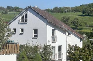Wohnung kaufen in Hagstr. 33, 71735 Eberdingen, Von privat: Schöne 4,5 Zimmer Maisonette-Wohnung mit Aussicht ins Grüne