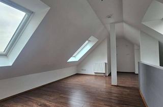 Wohnung mieten in Engelbertstraße 35, 41462 Neuss, Großzügige 3 Zimmer Maisonette-Wohnung mit Dachterrasse in gepflegter Wohnanlage