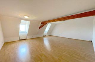 Wohnung mieten in 72224 Ebhausen, Ihr neues Zuhause: Kernsanierte 4-Zimmer-Dachgeschosswohnung