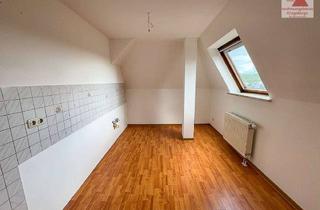 Wohnung mieten in Burgstraße 26, 08344 Grünhain-Beierfeld, großzügige 3-Raum-Wohnung in Grünhain zu vermieten