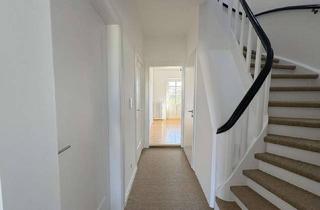 Wohnung mieten in 28211 Radio Bremen, Schöne renovierte 4,5-Zimmer-Altbau-Maisonette in Schwachhausen (Radio Bremen)