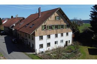 Bauernhaus kaufen in 88260 Argenbühl, Historischer Charme mit Potenzial – Haushälfte eines ehemaligen Bauernhauses