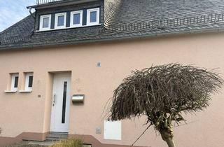 Haus kaufen in Marburgerstr, 35756 Mittenaar, Schönes Renoviertes Haus mit Einliegerwohnung (. Achtung der Preis wurde noch mal gesenkt ) )